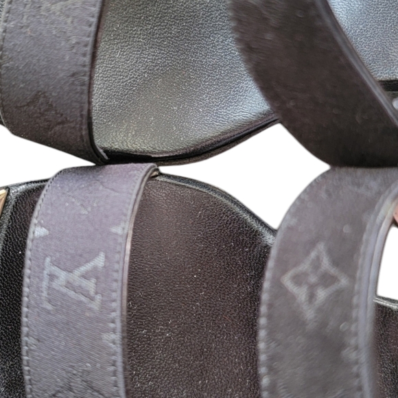 LOUIS VUITTON Black Leather/Suede Monogram Strap Shoes Size 40 - US 10 - Picture 6 of 10